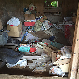 ゴミ屋敷の写真